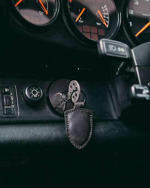 AirCrest – Handmade Leather Keychain