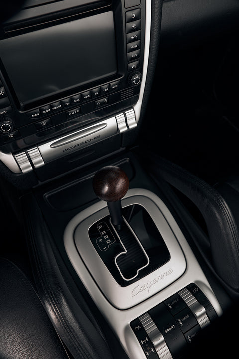 Tribute Shifter Tiptronic – Shift Knob for Porsche Cayenne 955 & 957