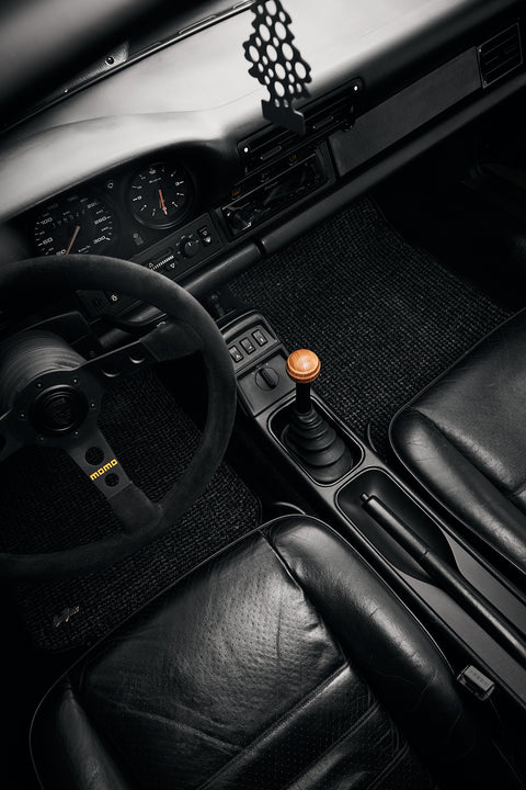 Tribute Shifter – Shift Knob for Porsche 964 & 993