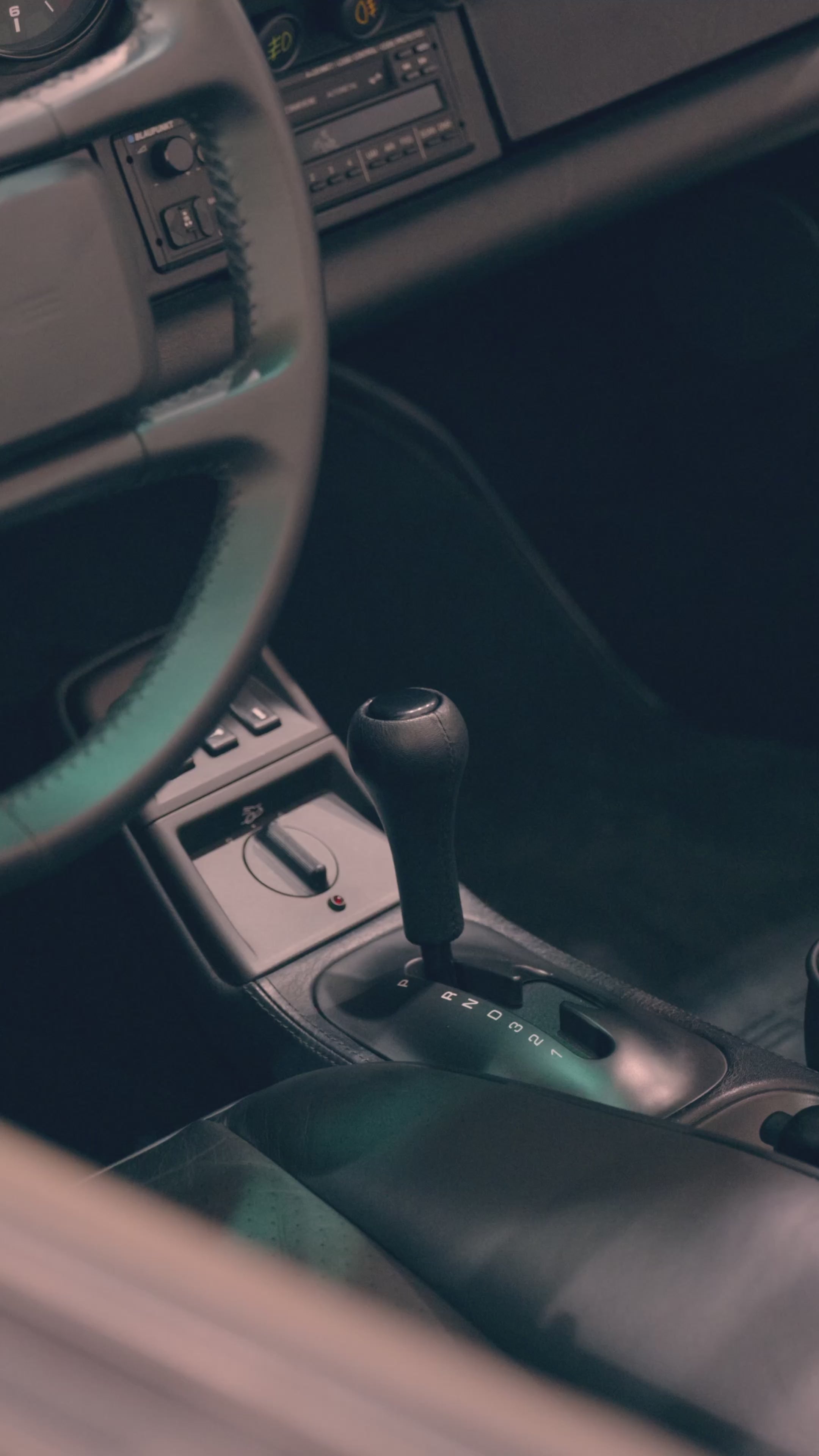 Tribute Shifter Tiptronic – Shift Knob for Porsche 964 & 993